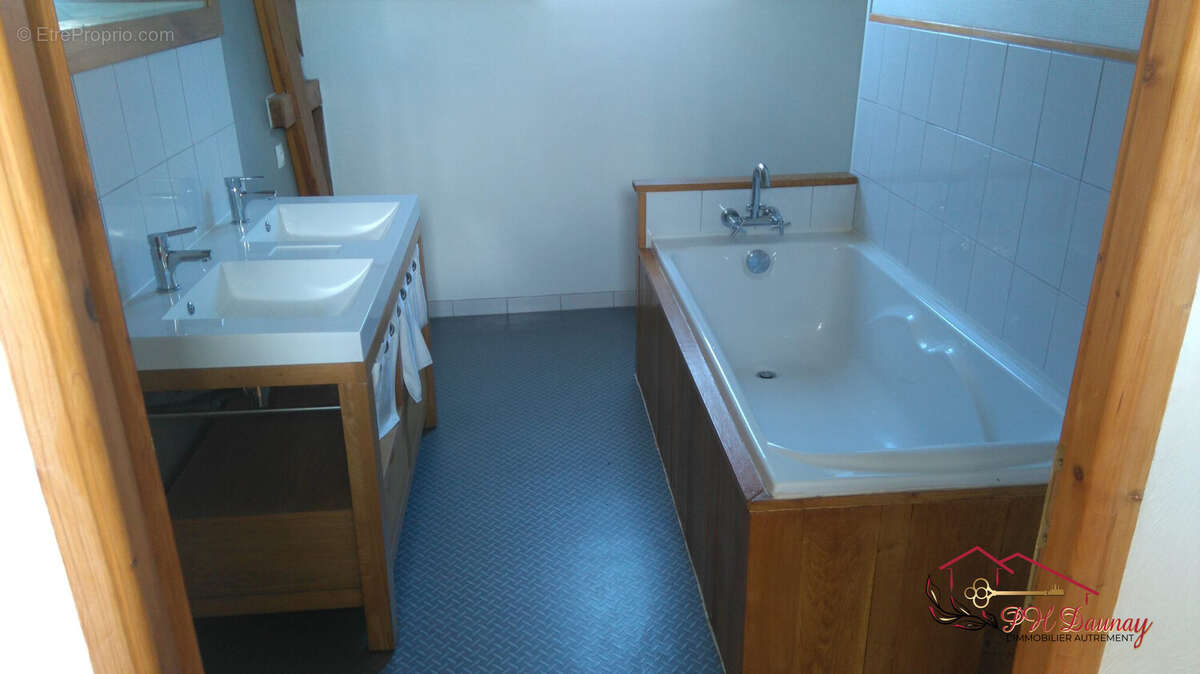 Maison à CLAIRVAUX-D&#039;AVEYRON