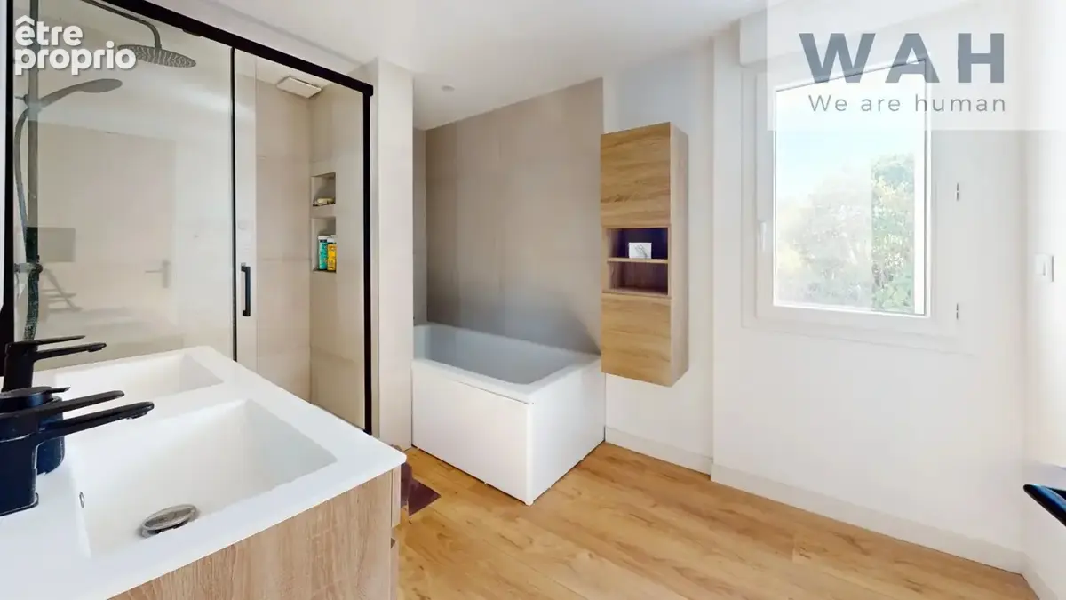 RARE Maison de ville T4 avec extérieur - Proche gare à Vergè - photo 6