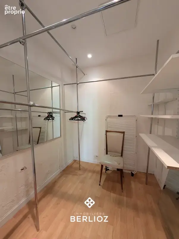 Appartement N.Chorier 135m2 + parking privée - photo 14
