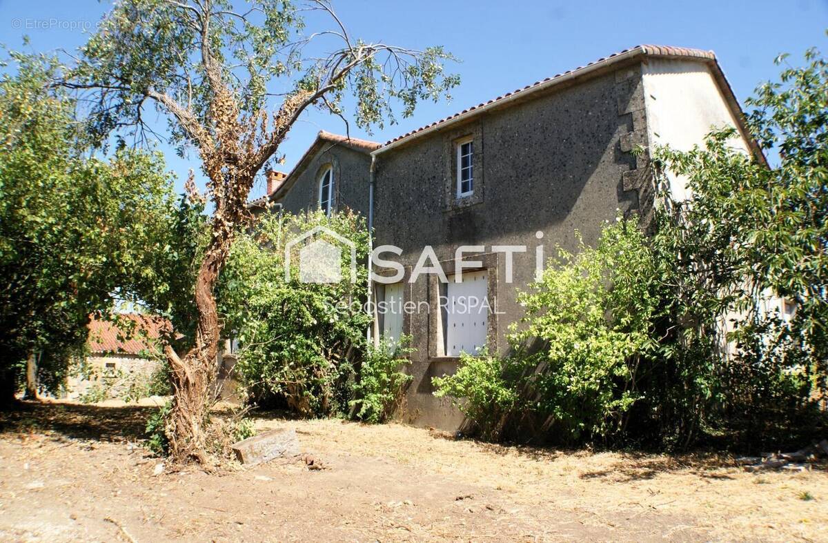 Photo 1 - Maison à SAINT-PIERRE-DU-CHEMIN