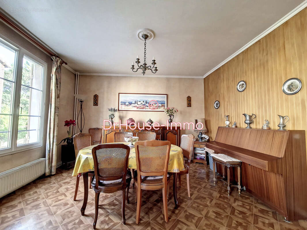 Appartement à LE BOURGET
