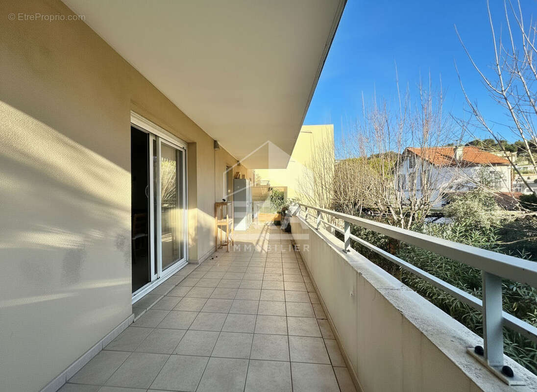 Appartement à MARSEILLE-16E