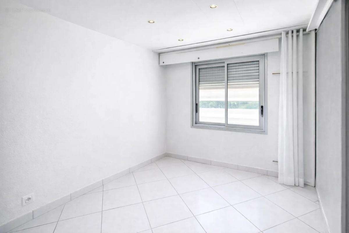 Appartement à SAINT-MANDRIER-SUR-MER