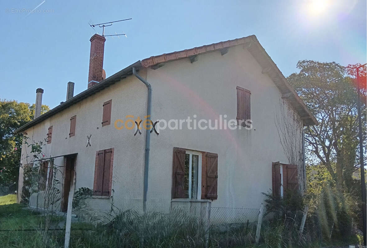 Maison à MEAUZAC
