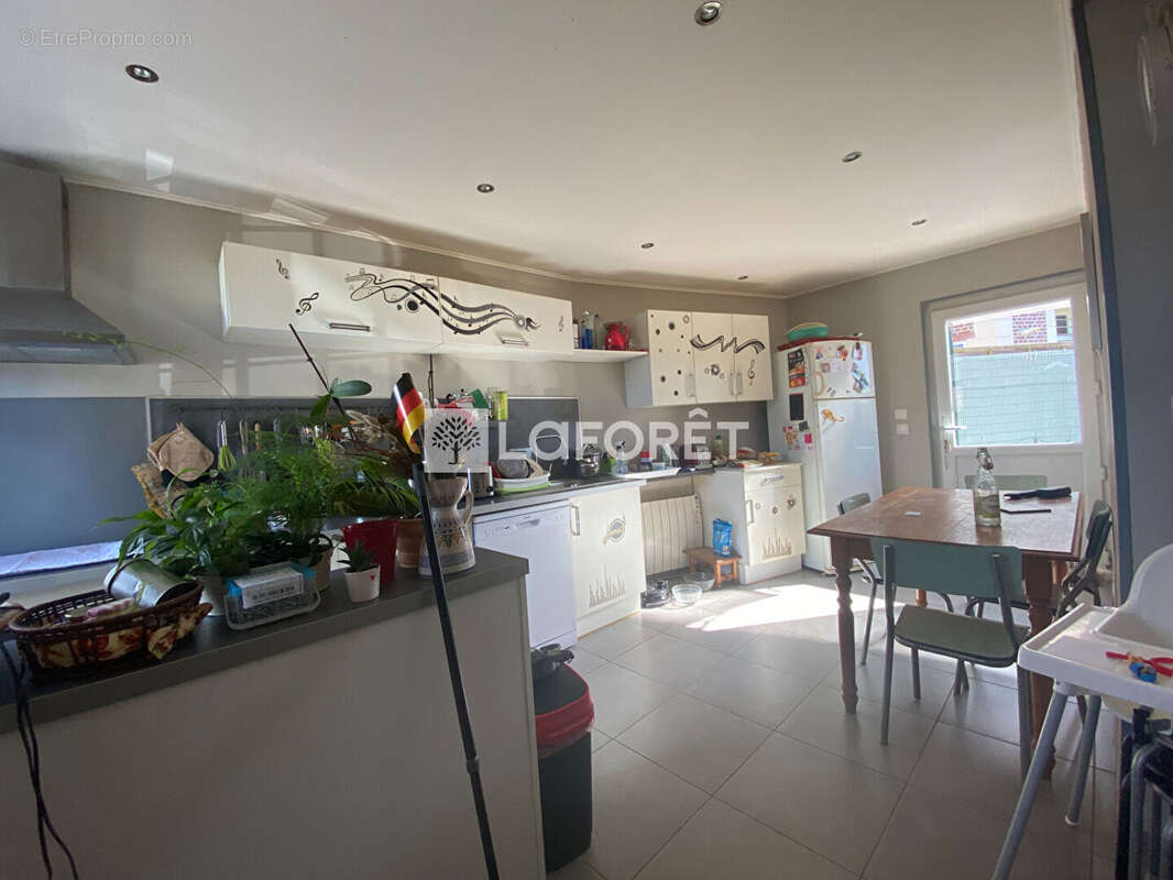 Maison à ISNEAUVILLE