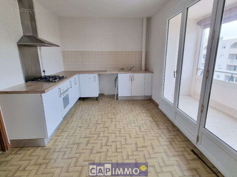 Appartement à HYERES