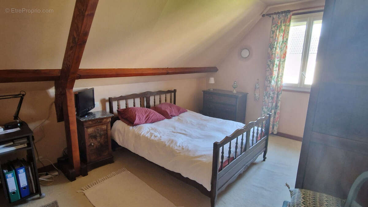Pavillon avec jardin - 4 pieces - 3 chambres - garage - photo 10