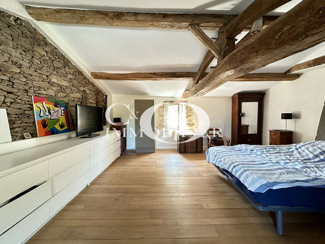 Maison à LEGE