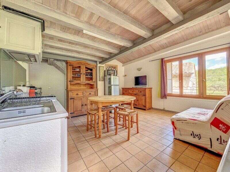 Maison 34 m² à Les Aires  - photo 2