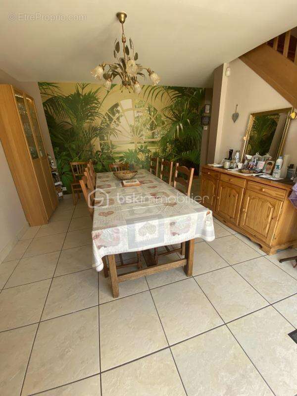 Maison à CHATEAU-RENAULT