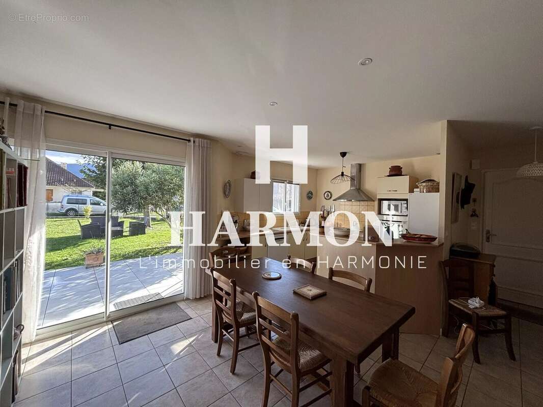 Maison à OLORON-SAINTE-MARIE