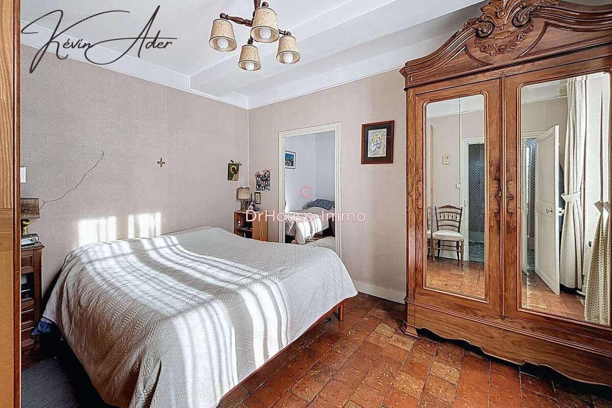 Maison à LA CHAPELLE-SAINT-MESMIN