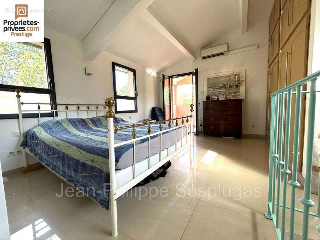 Appartement à SAINT-CYR-SUR-MER