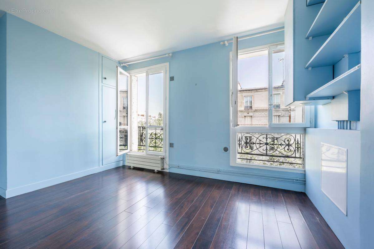 Appartement à PARIS-12E