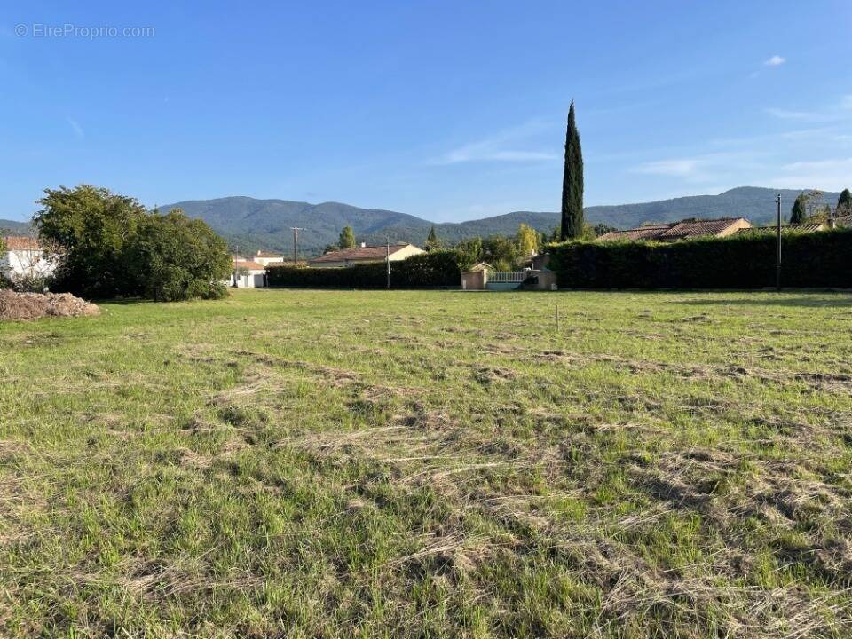 Terrain à PIGNANS