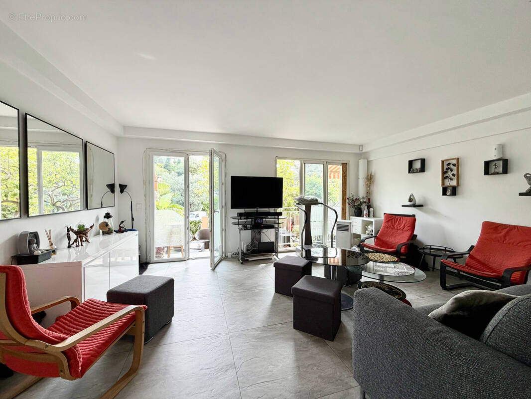 Appartement à ROQUEBRUNE-CAP-MARTIN