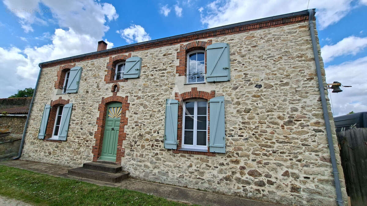 Maison à AIZENAY