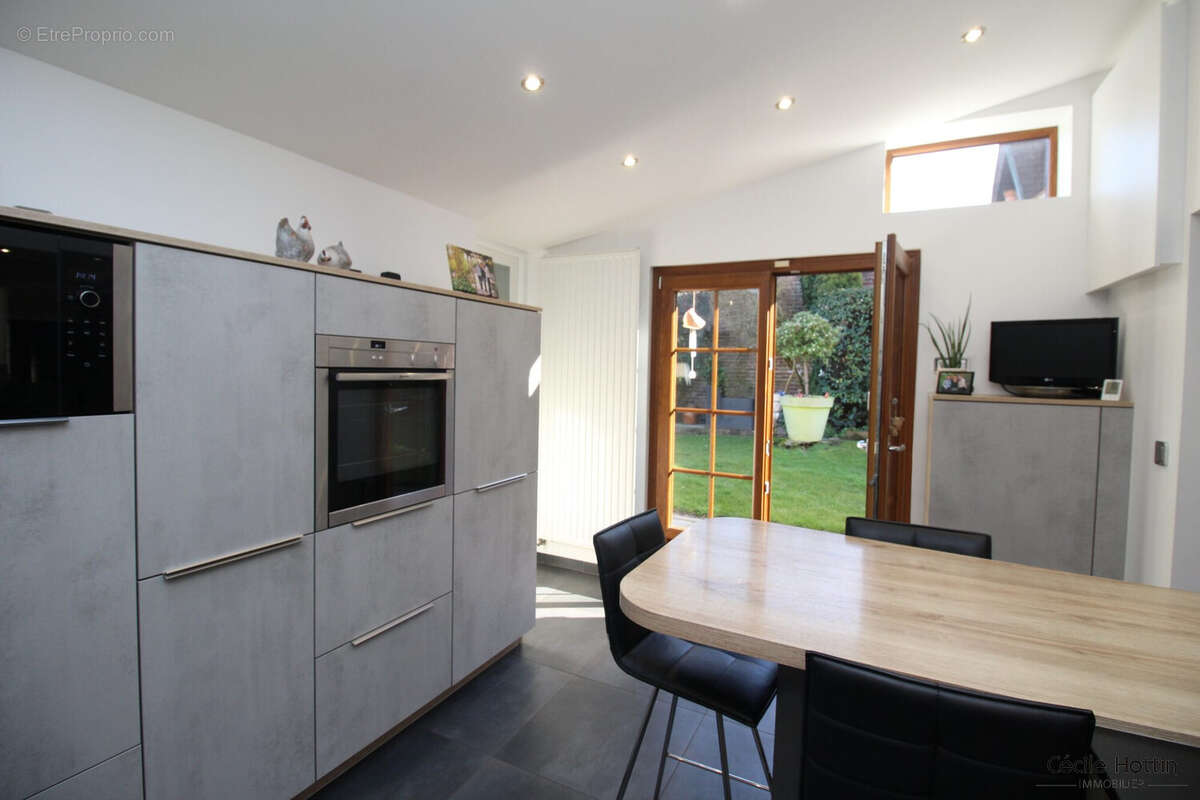 Maison à WATTIGNIES