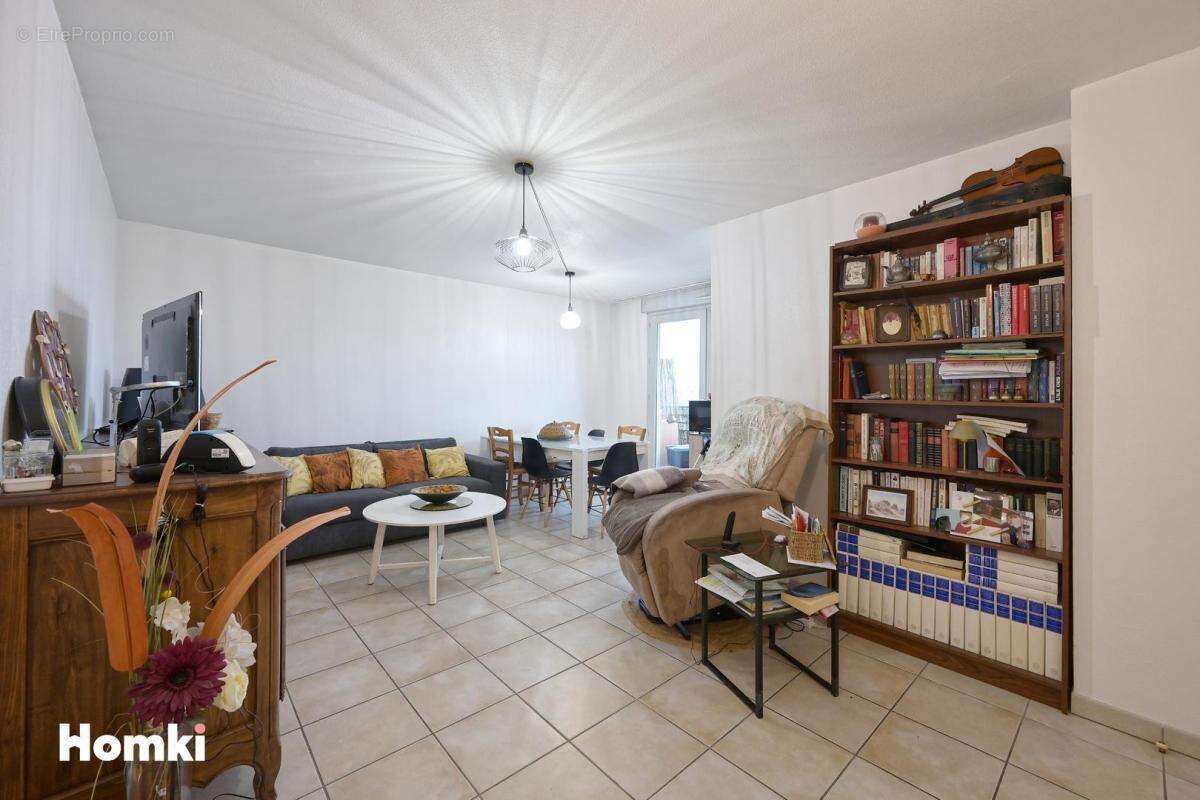 Appartement T3 de 60 m2 à La Verpillière 38290, Avenue du Général de Gaulle - photo 4
