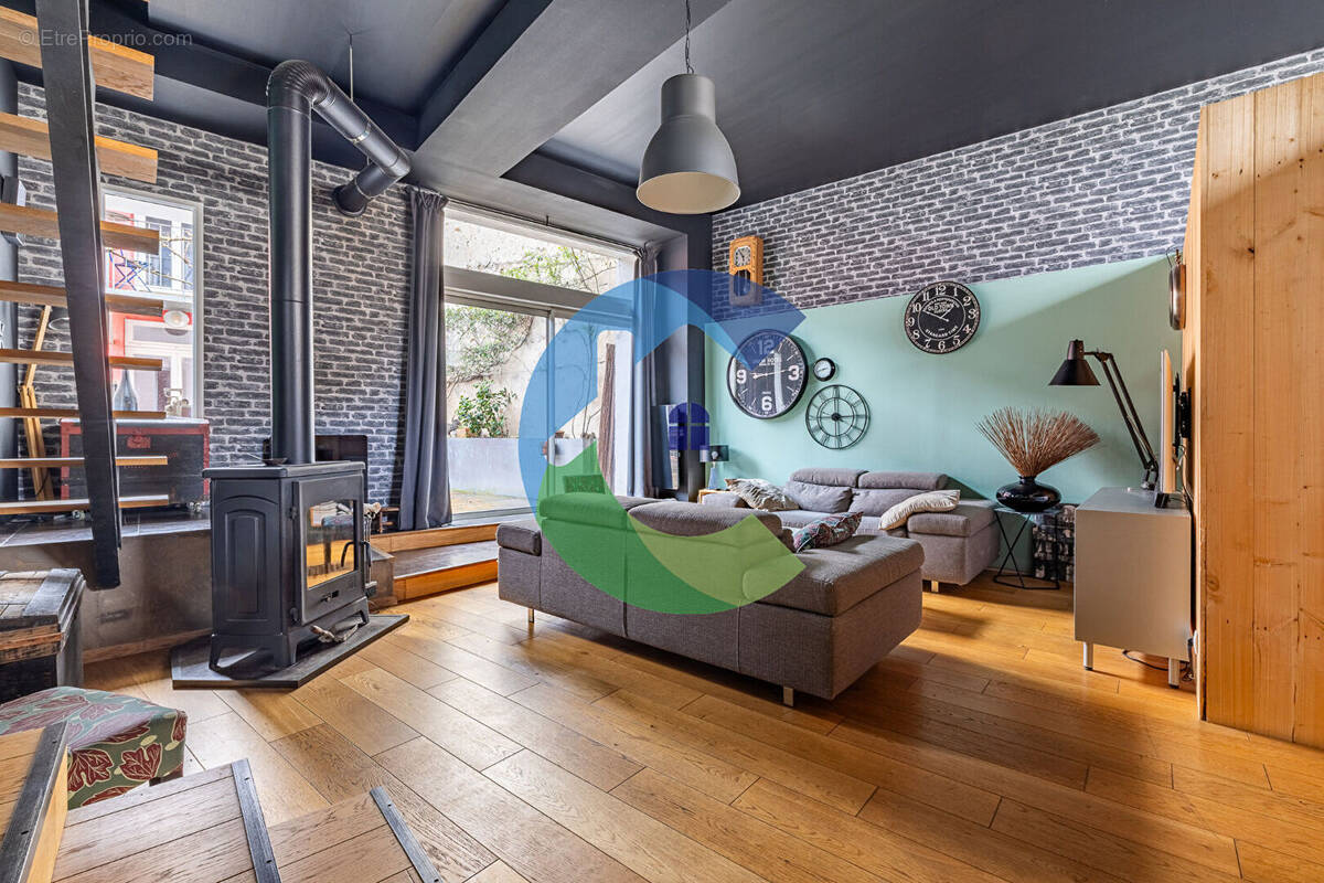 Maison à BALLAINVILLIERS