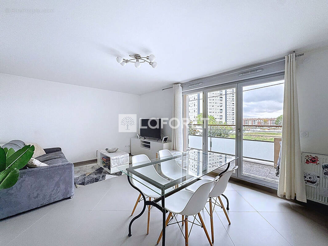Appartement à BONNEUIL-SUR-MARNE