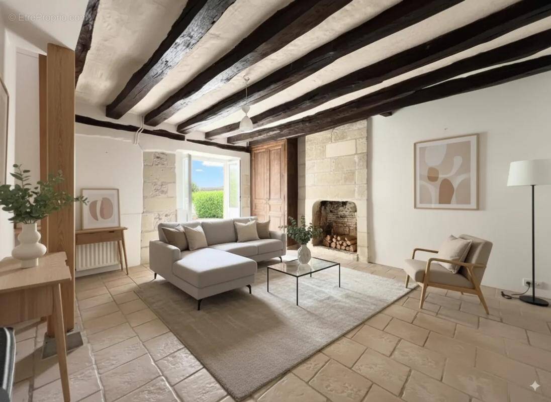 Maison à SAINT-CYR-SUR-LOIRE