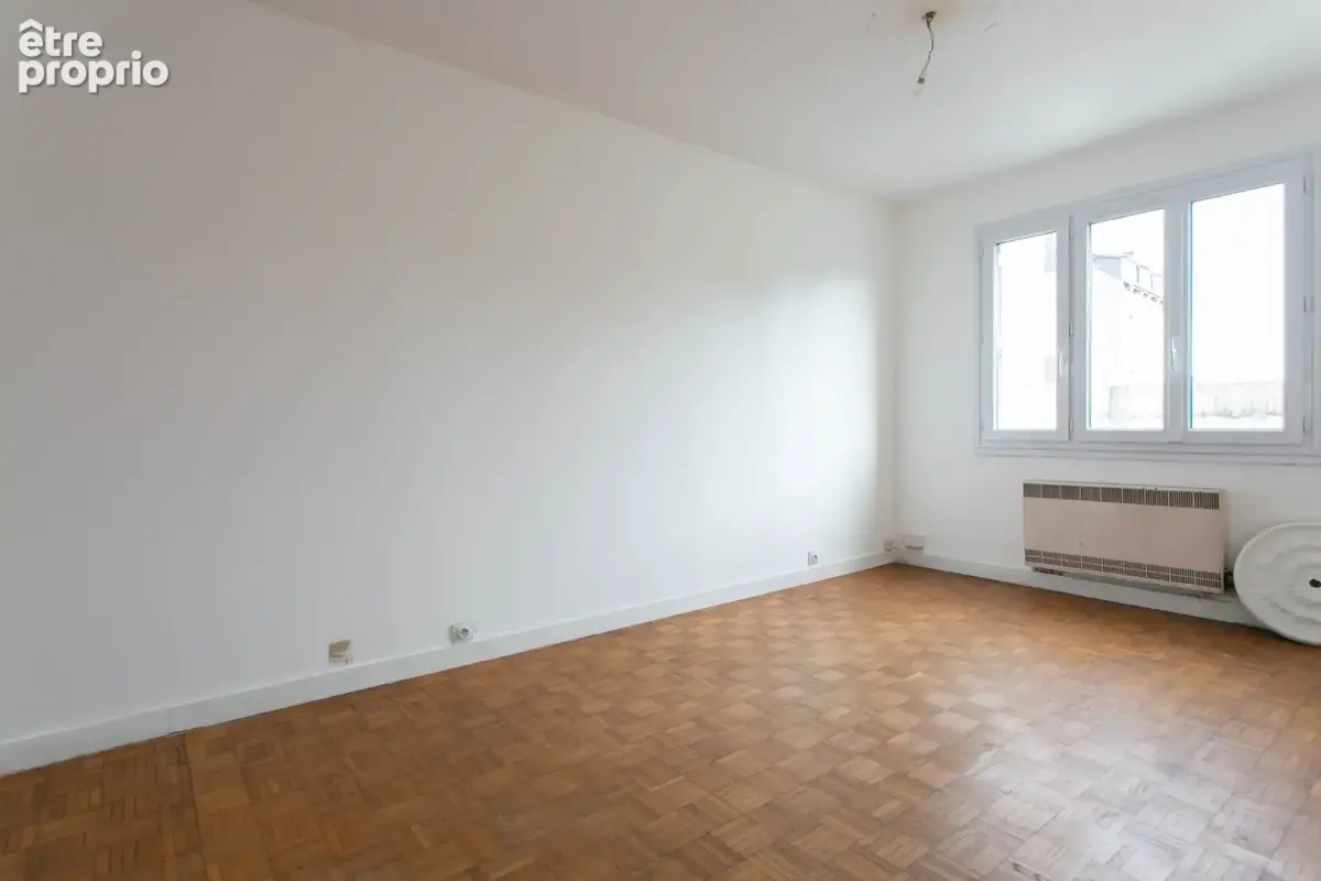 Nantes   Rue Noire   Spacieux T4 traversant de 88 m2, 3 chambres et cave - photo 14