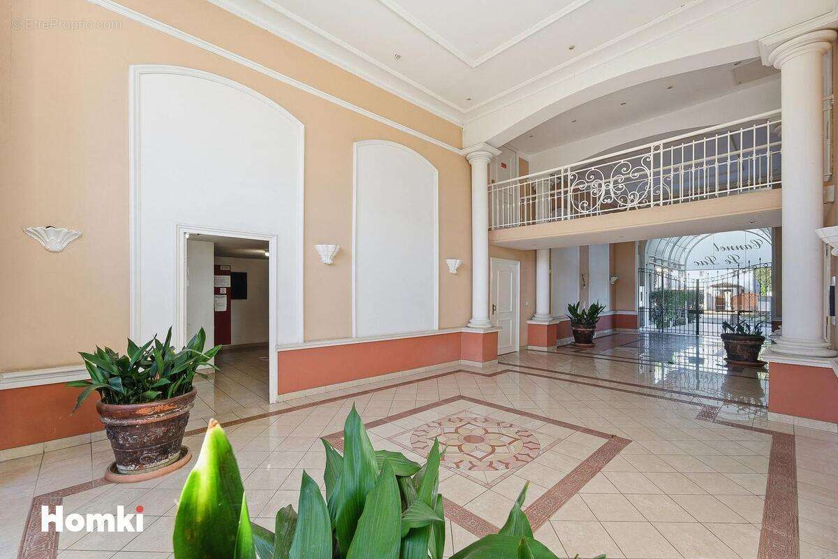 Appartement à LE CANNET