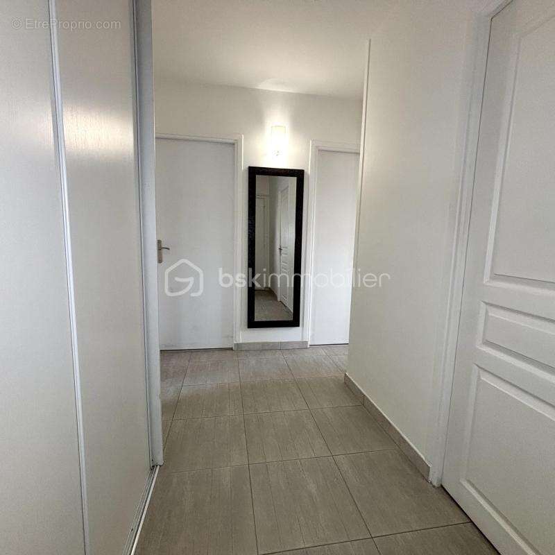 Appartement à SAINT-GERMAIN-LES-ARPAJON