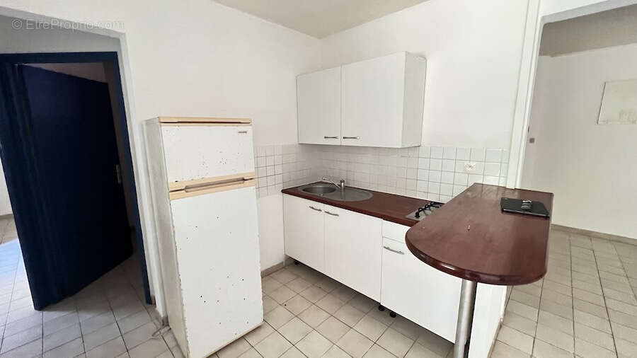 SCHOELCHER : Appartement T2 à vendre sur Terreville - photo 3