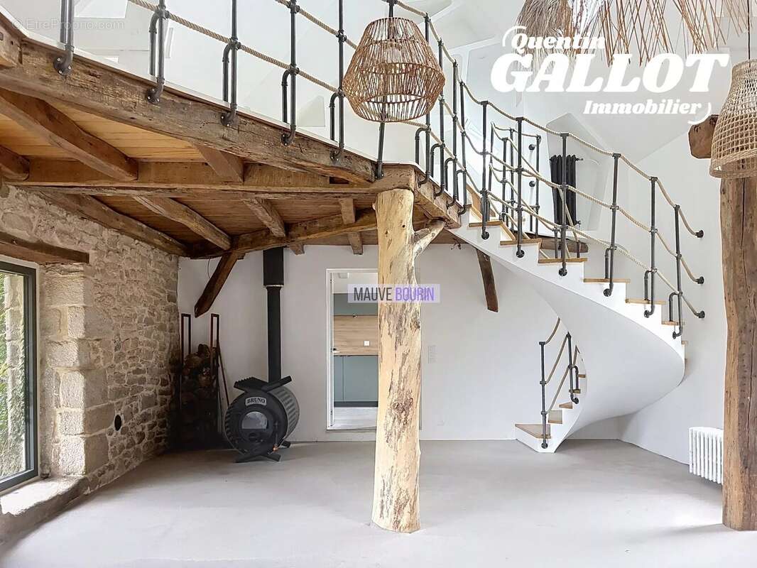 Maison 190 m² à Saint-Nolff  - photo 2
