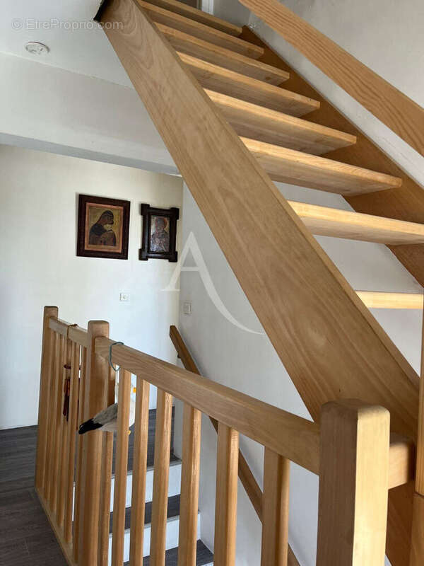 Maison à SAINT-MAUR-DES-FOSSES