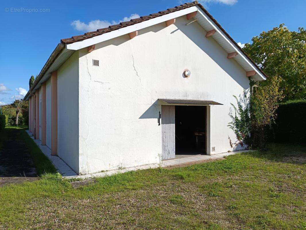 Maison à SAINT-SEURIN-SUR-L'ISLE