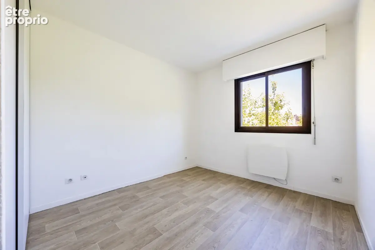 Appartement Quartier Fondaudége T3 parking, balcon, ascenseur - photo 8