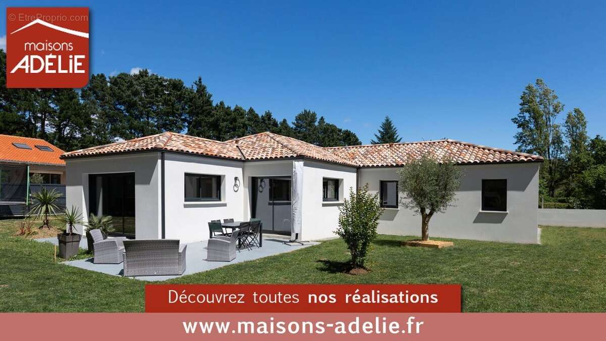 Terrain à LA PLAINE-SUR-MER