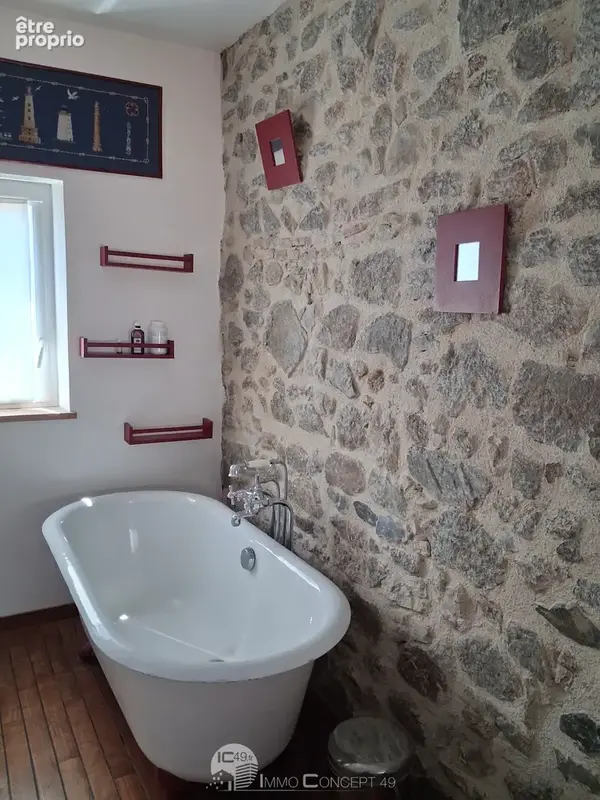 Maison 11 pièces 366 m² à vendre à Pouzauges (85700) - photo 7