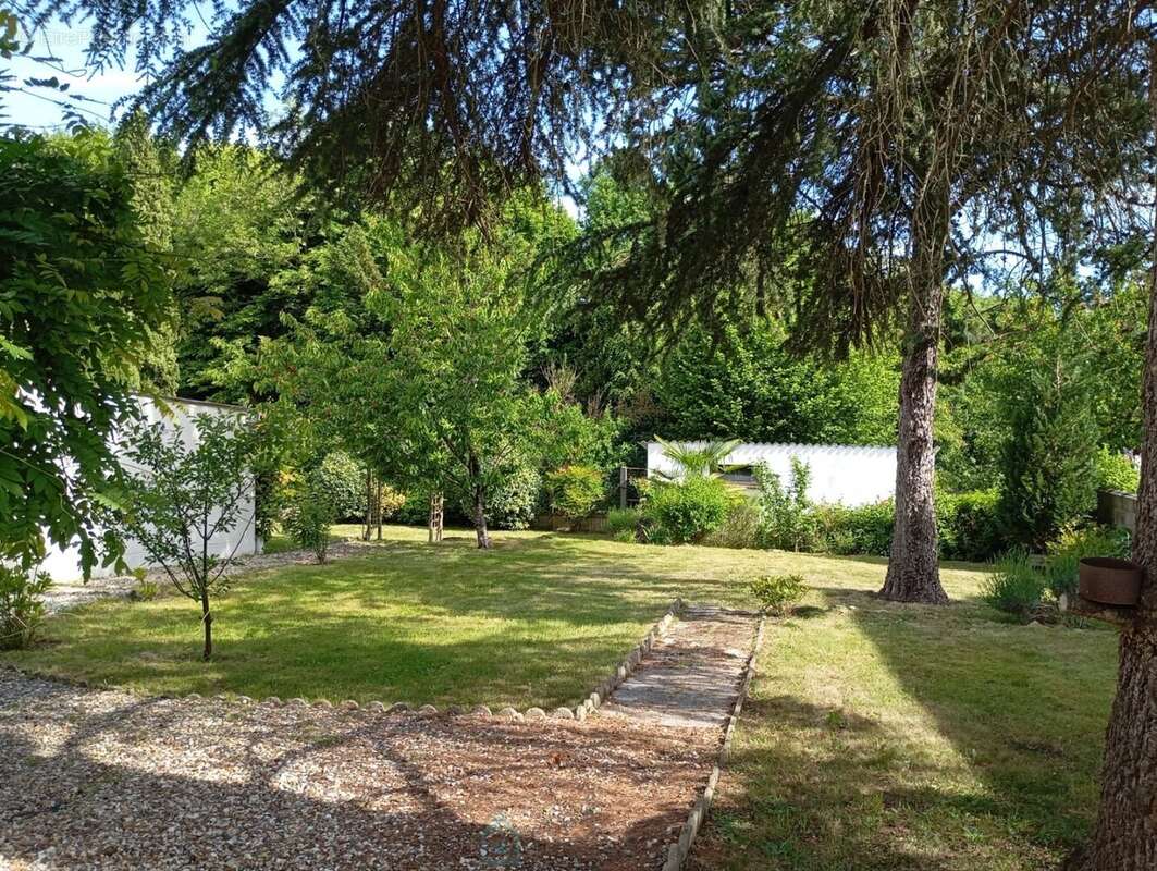 Maison à BOISSISE-LE-ROI