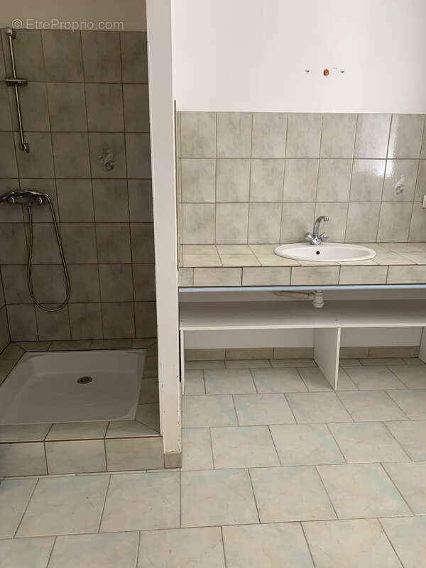 Maison à AMBRIERES-LES-VALLEES