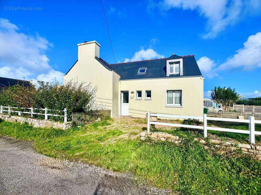 Maison à PLOUDALMEZEAU