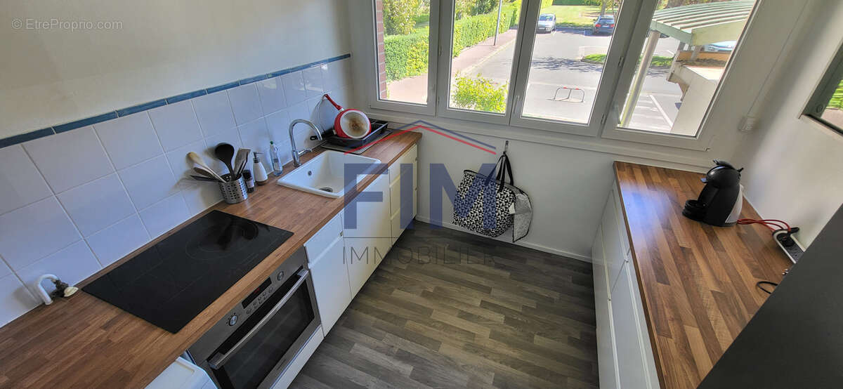 Appartement à GREGES