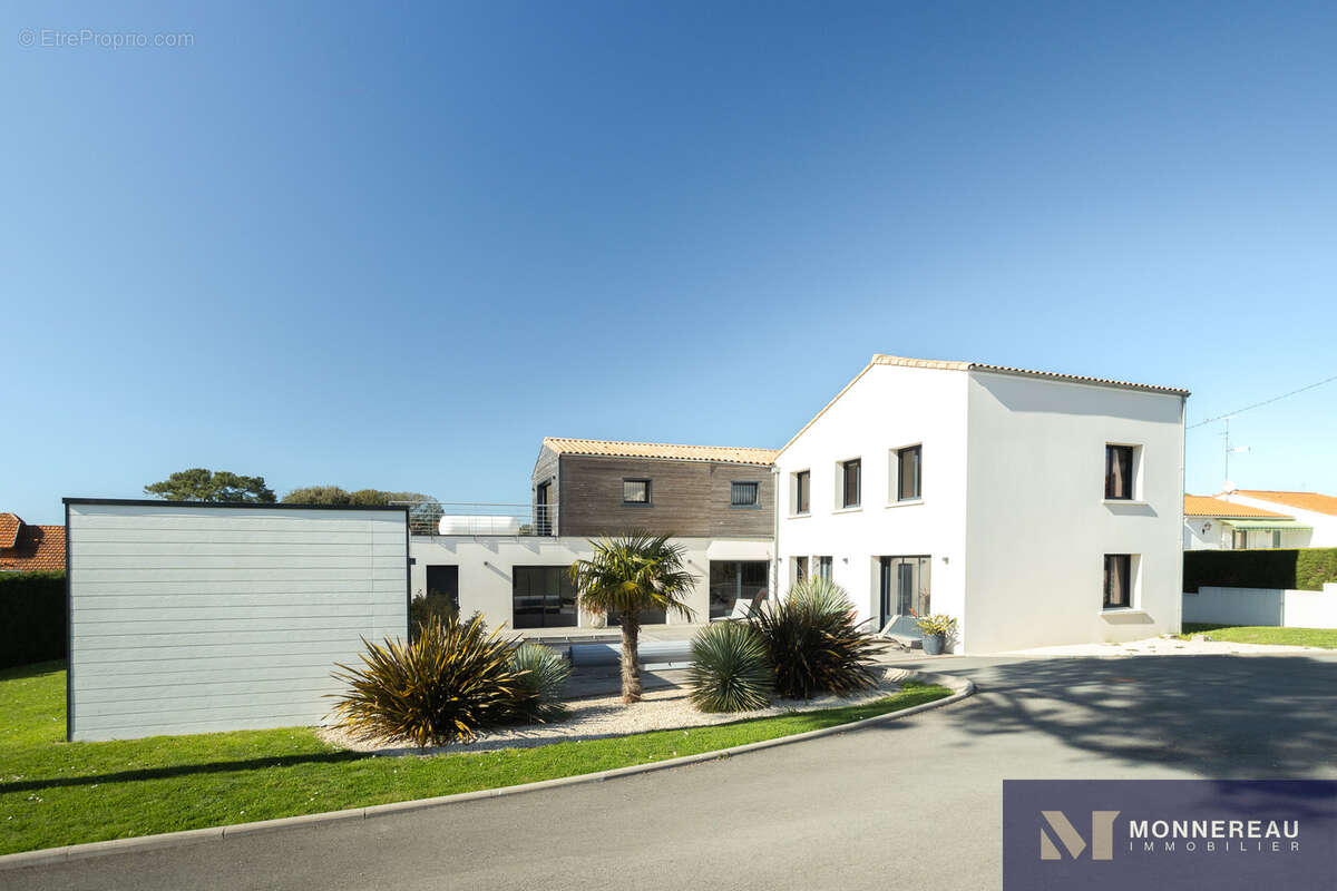 Maison à SAINT-PALAIS-SUR-MER