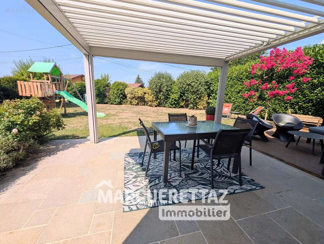 Maison récente T5 sur terrain plat et clôturé - photo 6