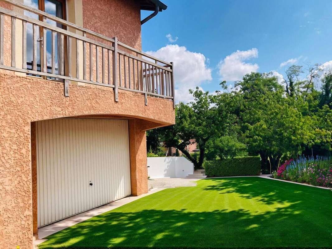 Maison à SAINT-GEORGES-D'ESPERANCHE