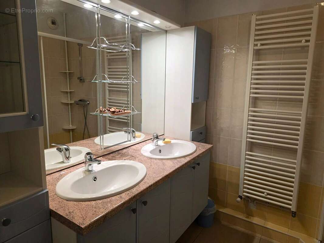 Appartement à PORTES-LES-VALENCE