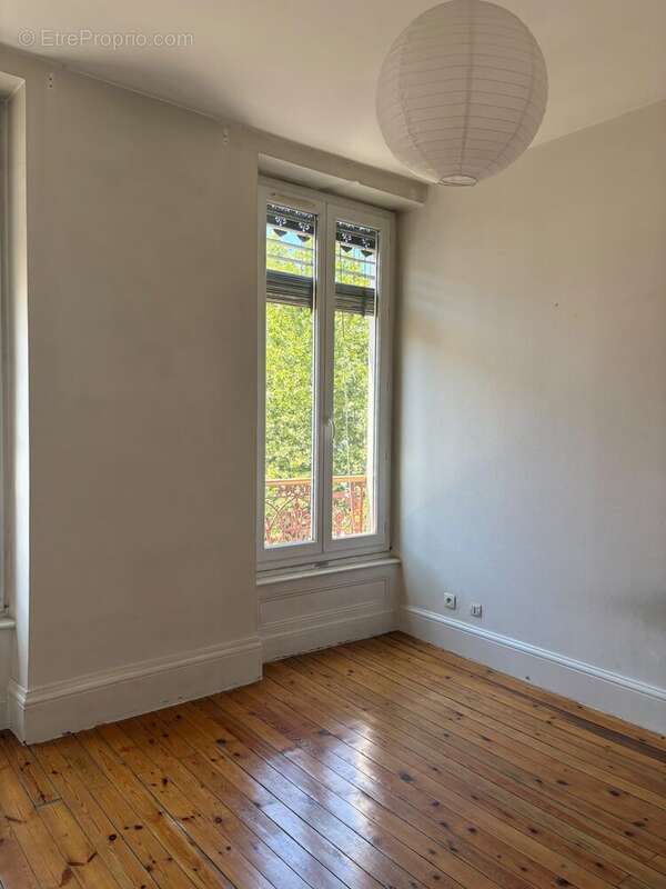 Appartement 40 m² à Lyon-7e  - photo 5