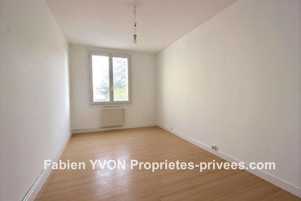 Appartement à FLEURY-LES-AUBRAIS