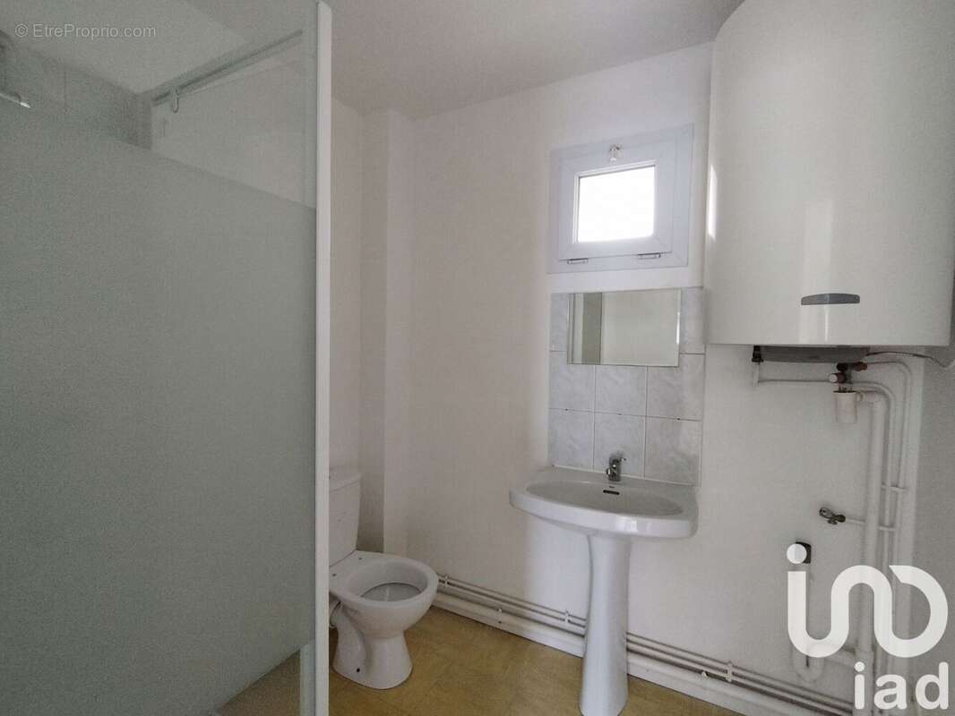 Photo 6 - Appartement à SAINT-ETIENNE-DU-ROUVRAY