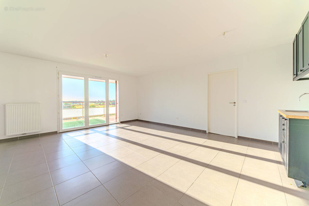 Appartement à JUVIGNAC