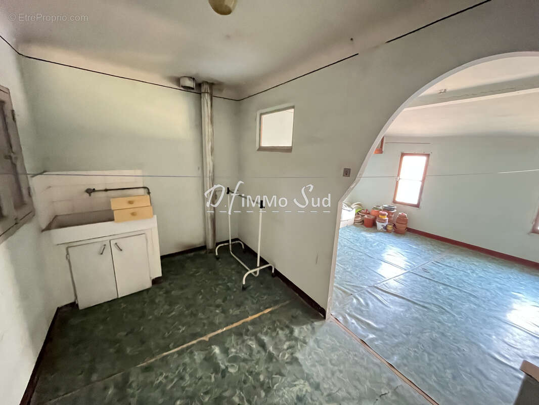 Maison de ville de 110 m2 avec terrasse tropezienne - photo 17