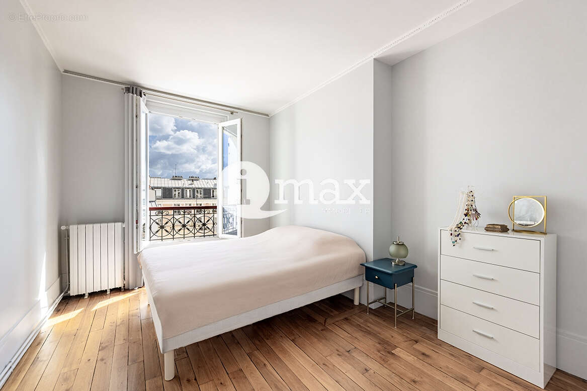 Appartement à LEVALLOIS-PERRET